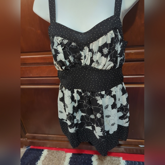 Mixit Tank Top Draped Sweetheart Floral & Dots Black White Summer NWT Medium - Picture 5 of 13